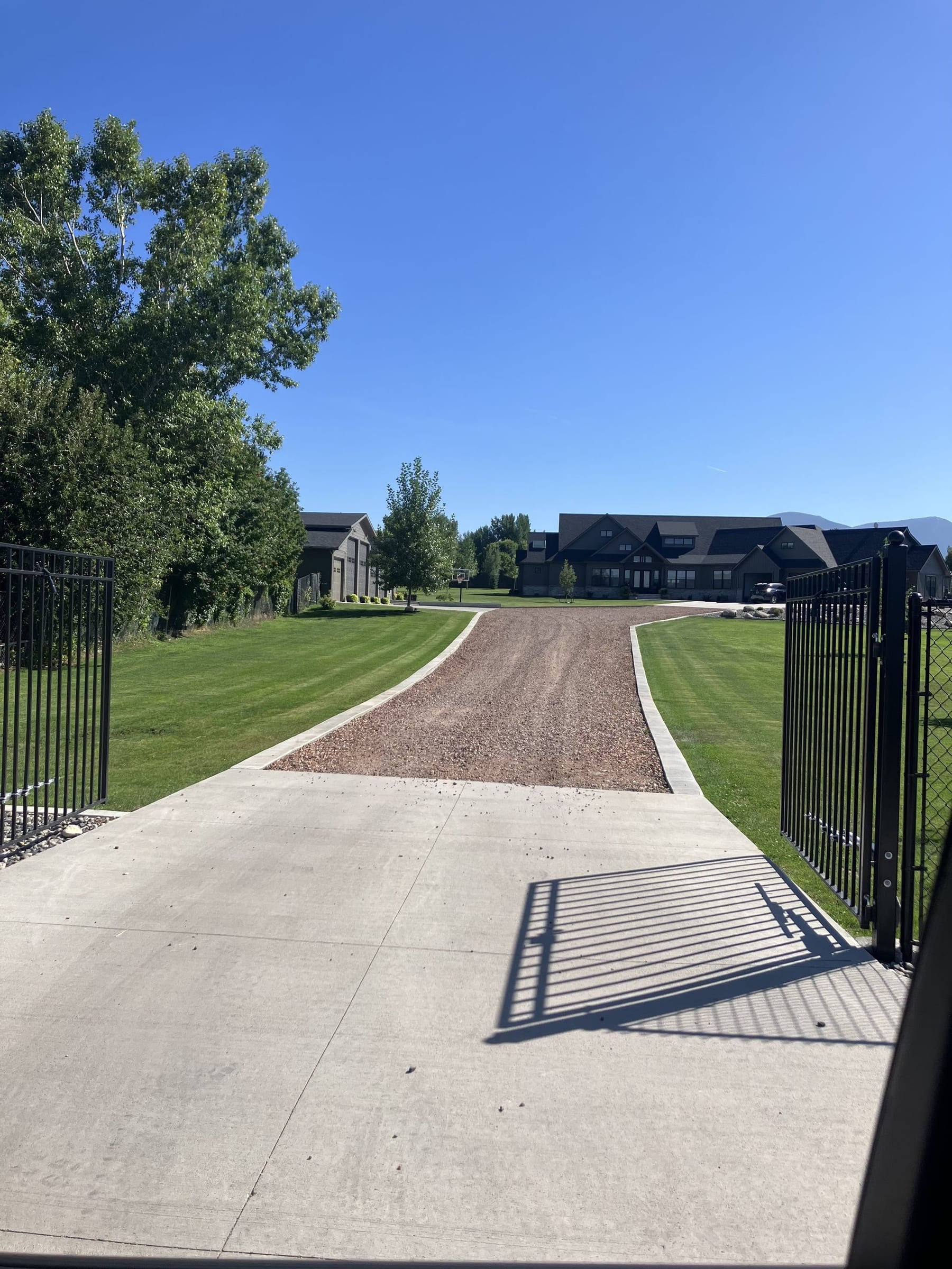 asphalt contractor, paving contractor, sealcoating, commercial asphalt contractor, asphalt overlays, billings mt, laurel mt, red lodge mt